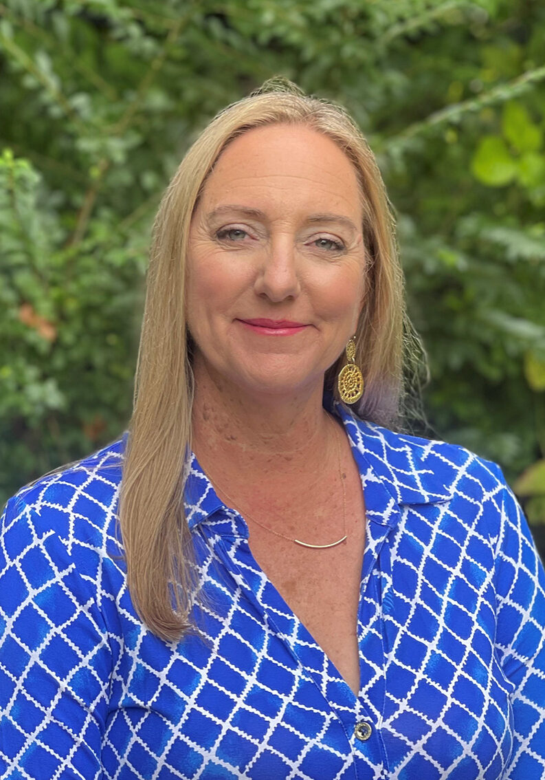 Lysbeth Hamlin Headshot